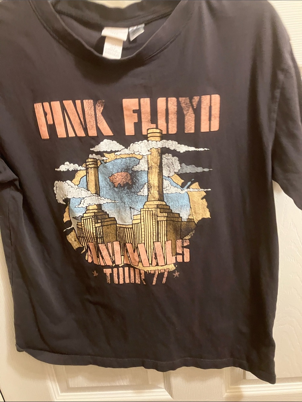 Pink Floyd Black Graphic Tee - small women